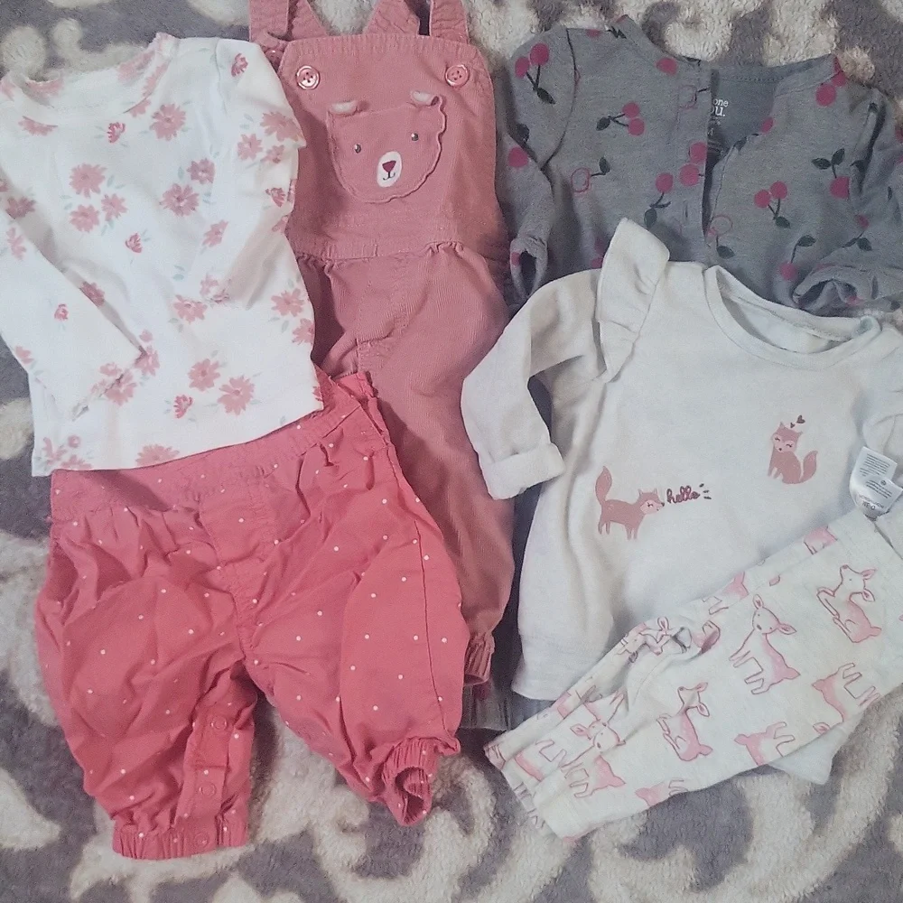Baby Girl Lot.  Mostly 0-3/3m. Over 50 Items - Picture 6 of 9